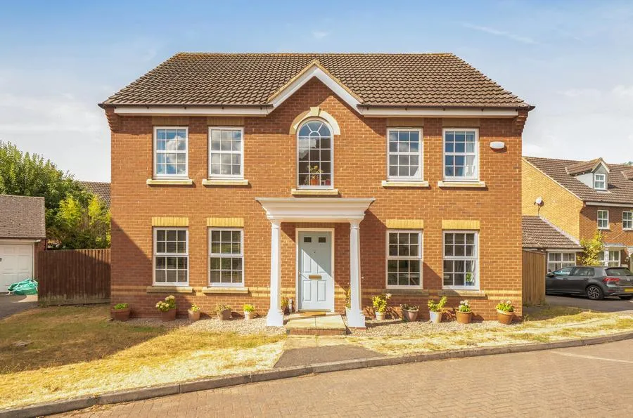 4 bed house for sale, Rustics Close, Calvert, MK18