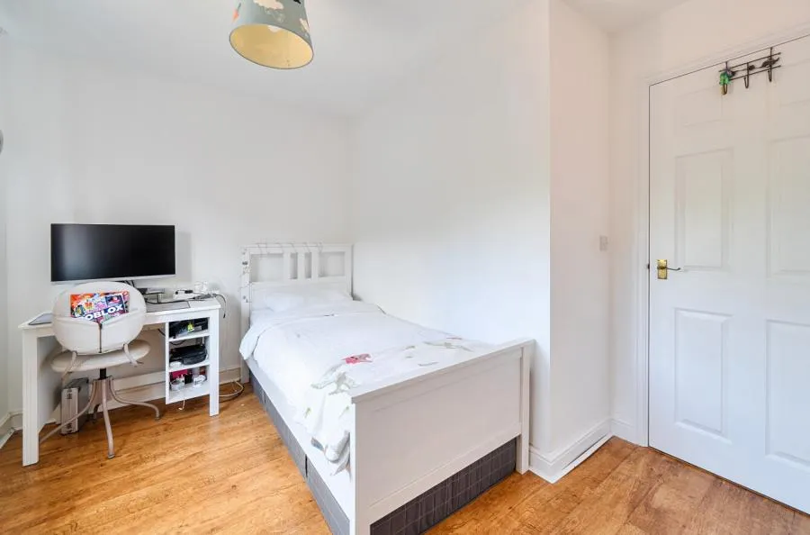 Rustics Close, Calvert, MK18, photo 13