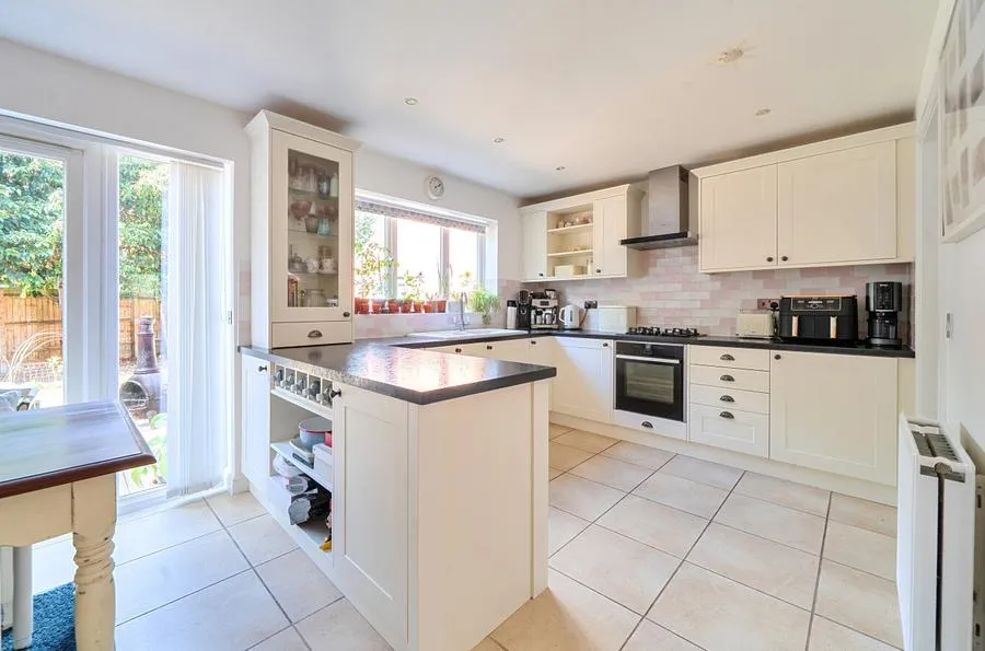 Rustics Close, Calvert, MK18, photo 4