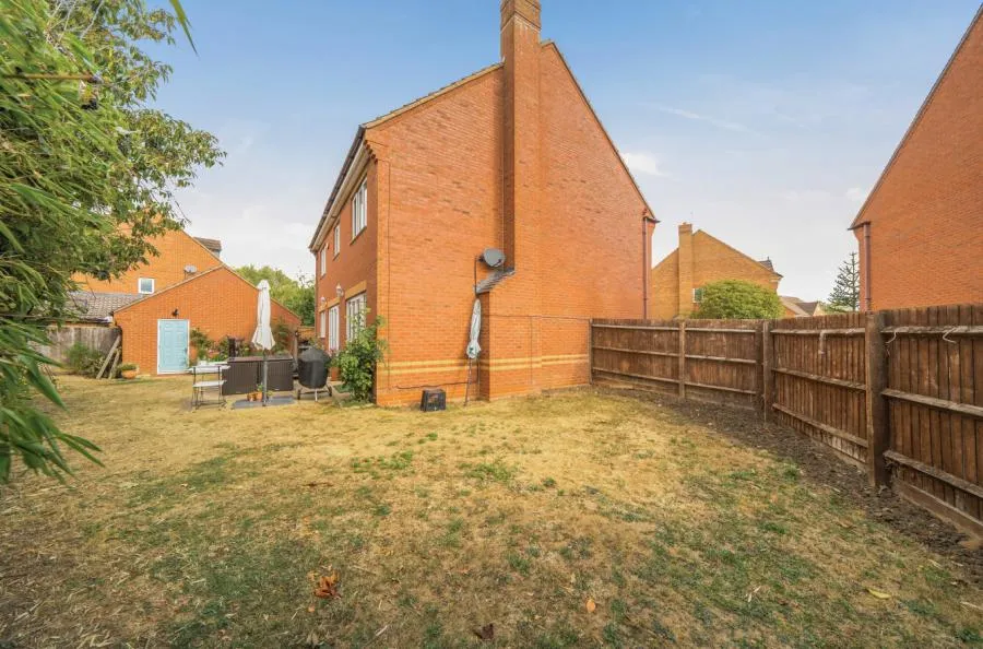 Rustics Close, Calvert, MK18, photo 15