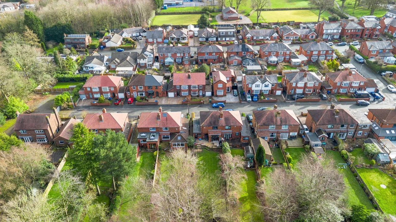 Winchester Avenue, Ashton-In-Makerfield, Wigan, Wigan, WN4 9LL, photo 21