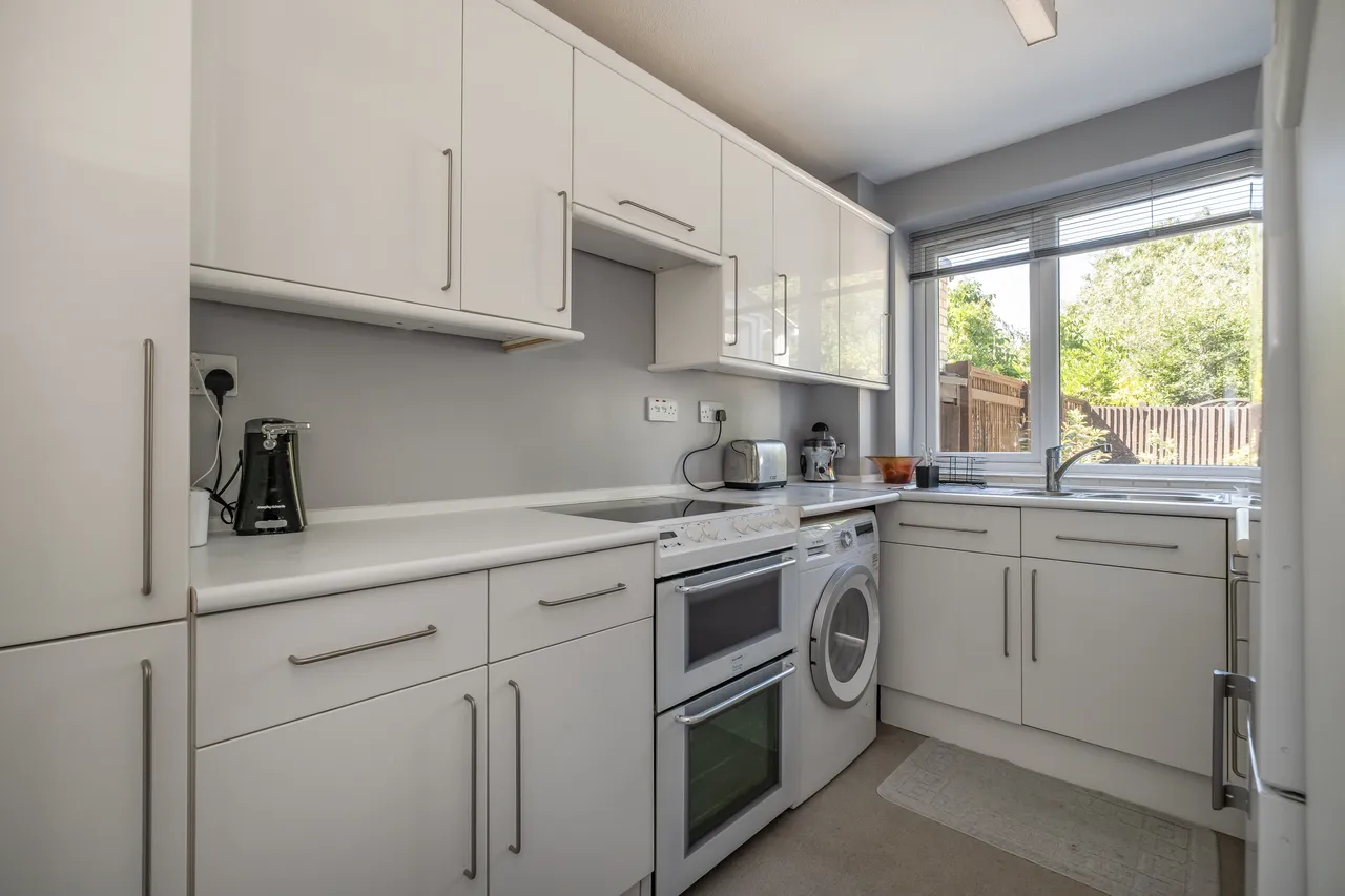 Strawberry Hill Close, Twickenham, TW1, photo 4