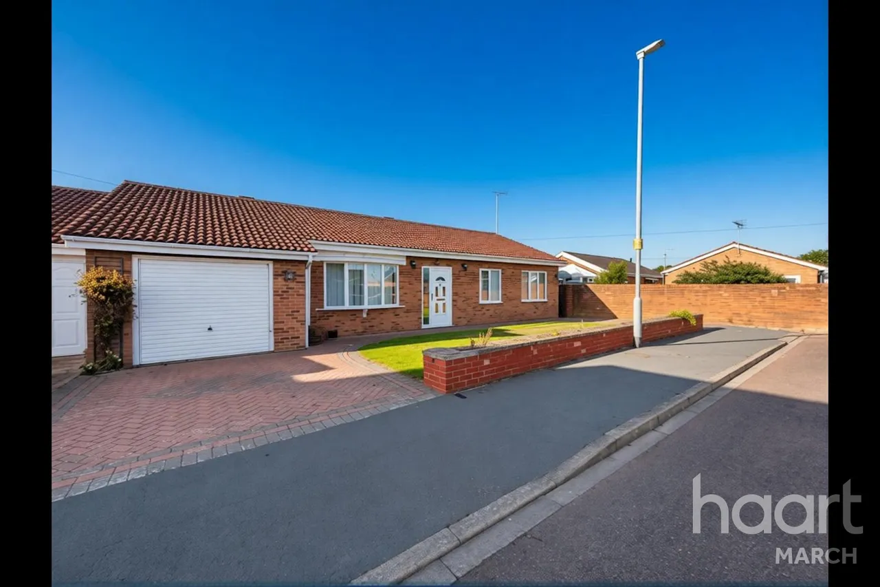 3 bed house for sale, The Shires, March, PE15