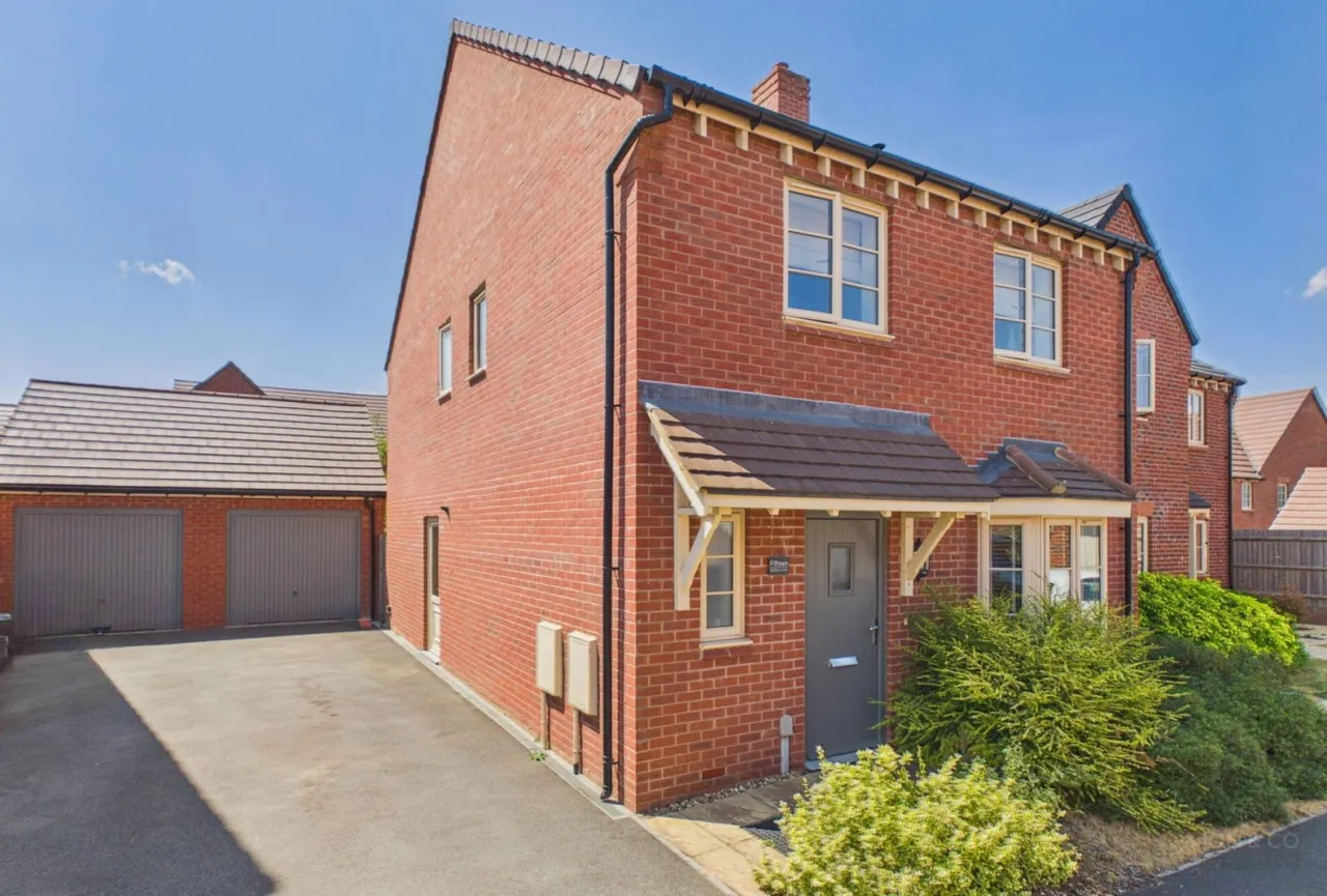 4 bed house for sale, Roundhill Close, Moulton, NN3