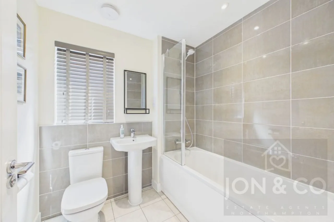 Roundhill Close, Moulton, NN3, photo 21