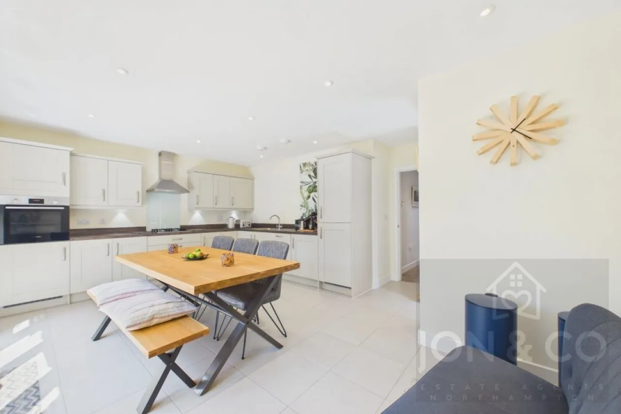 Roundhill Close, Moulton, NN3, photo 6