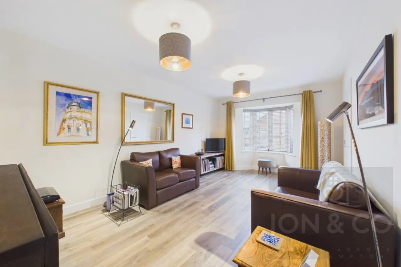 Roundhill Close, Moulton, NN3, photo 3