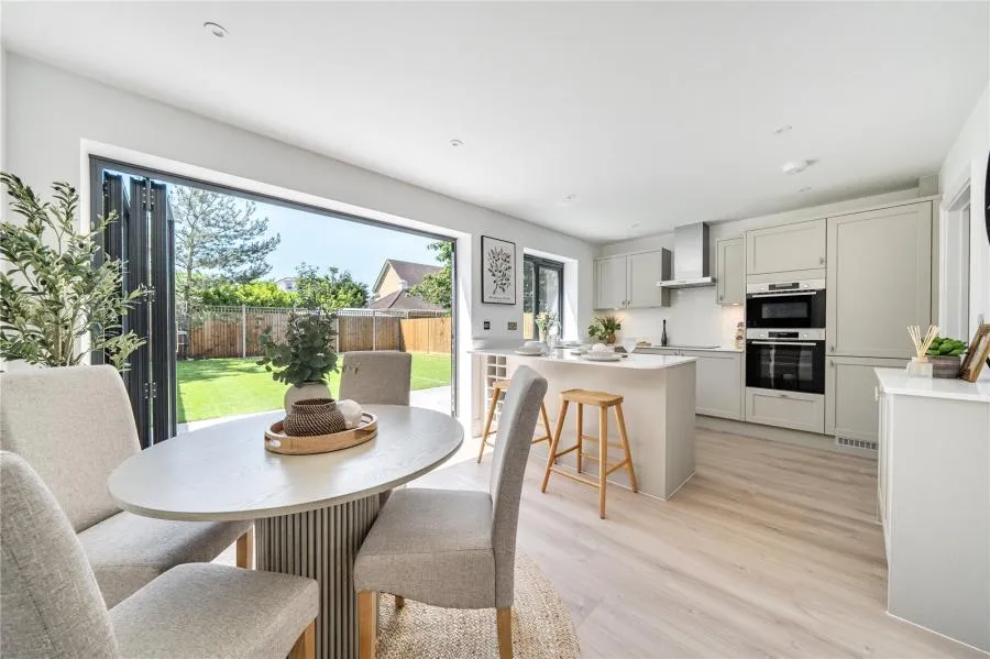 4 bed house for sale, Poppy Lane, Deepcut, GU16