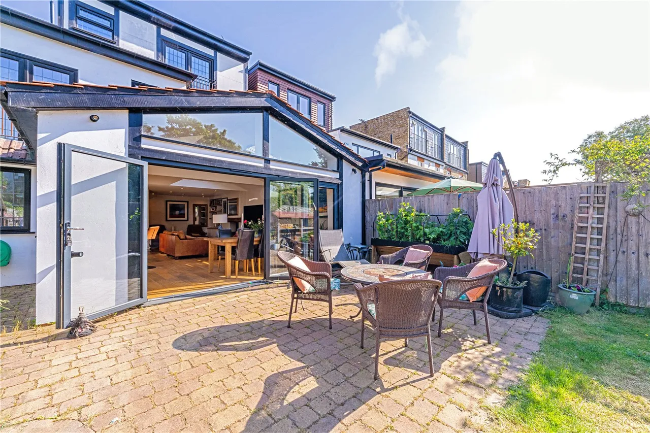 St Winifreds Road, Teddington, TW11 9JT, photo 6