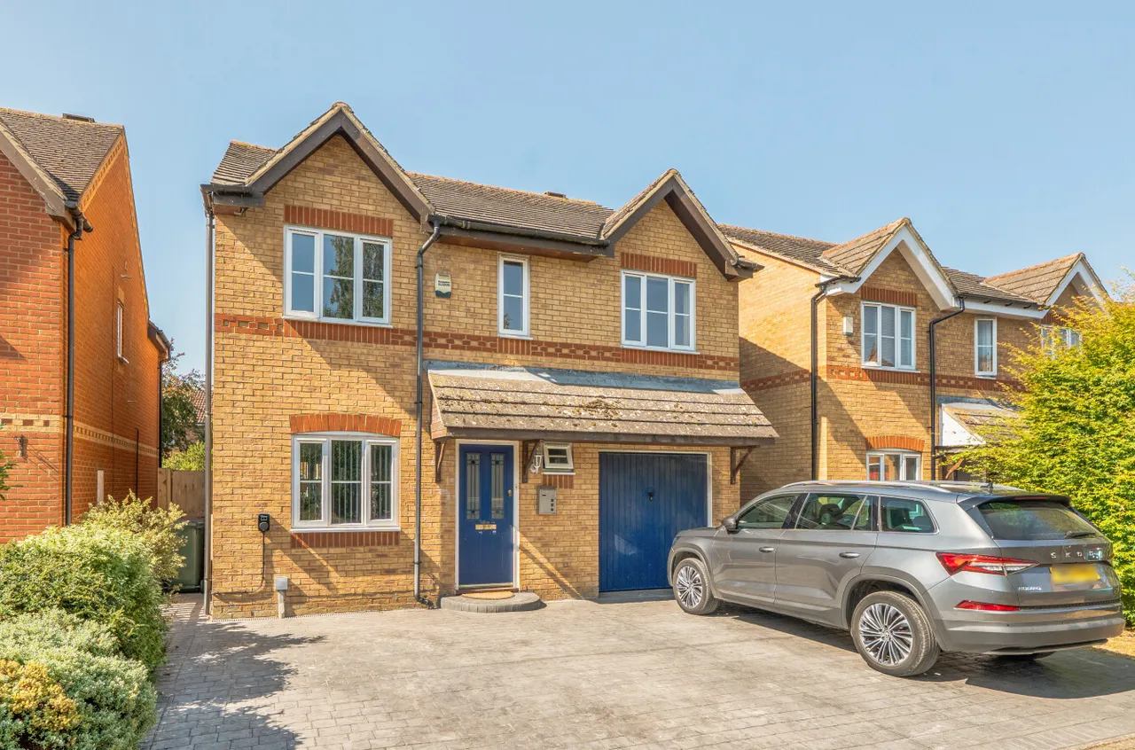 4 bed house for sale — Tay Gardens, Bicester, Oxfordshire, OX26