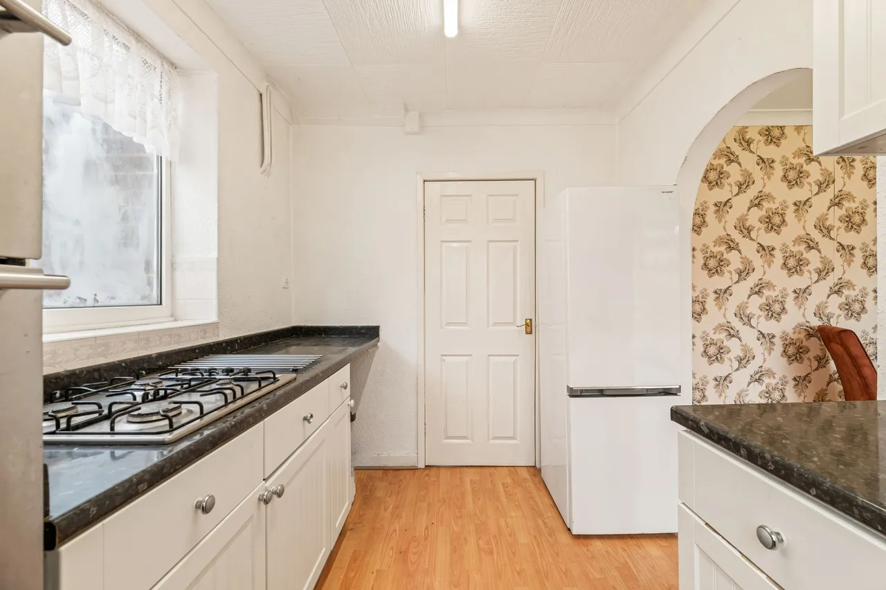 Latham Avenue, Frodsham, photo 8