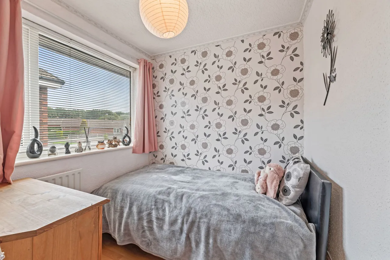 Latham Avenue, Frodsham, photo 14