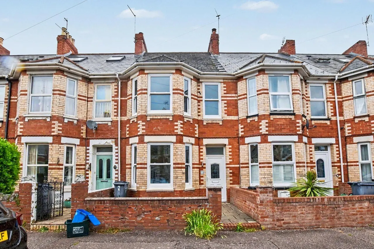 3 bed property for sale — Waverley Road, Exmouth, Devon, EX8