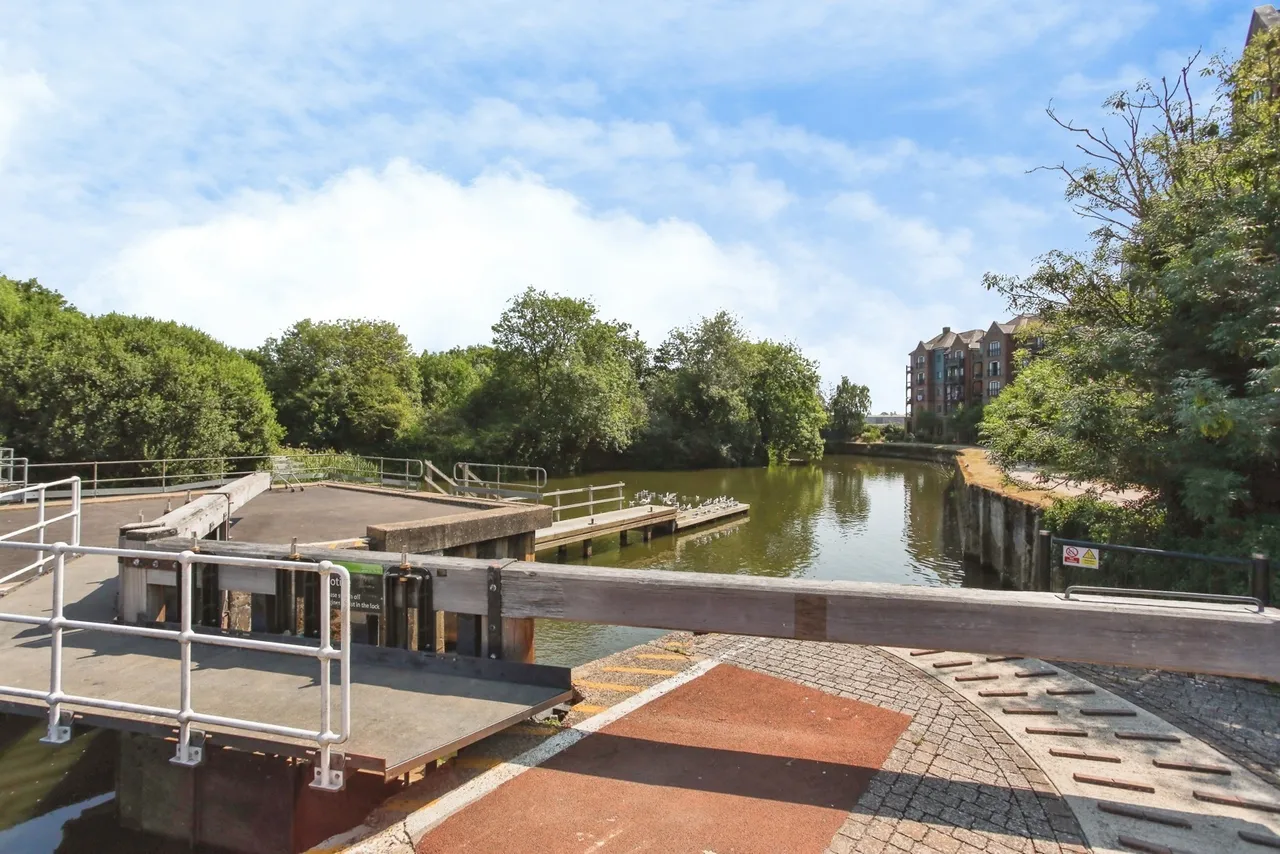 Medway Wharf Road, Tonbridge, TN9, photo 13
