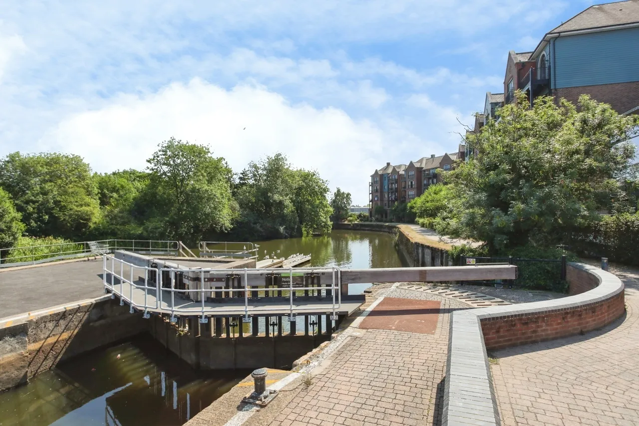 Medway Wharf Road, Tonbridge, TN9, photo 15
