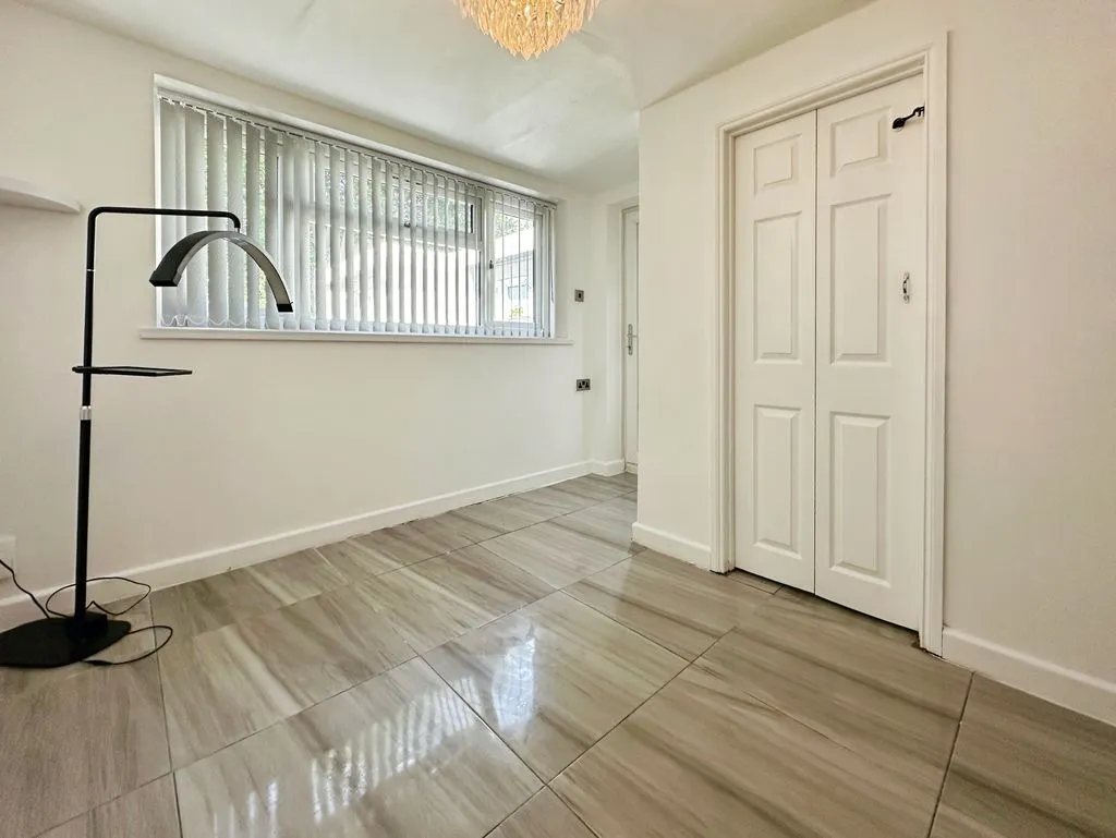 Primley Avenue, Walsall, WS2, photo 4