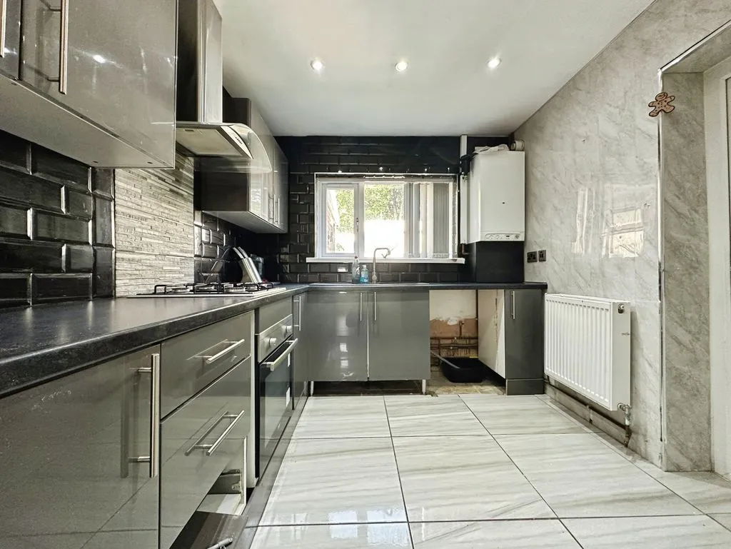 Primley Avenue, Walsall, WS2, photo 6