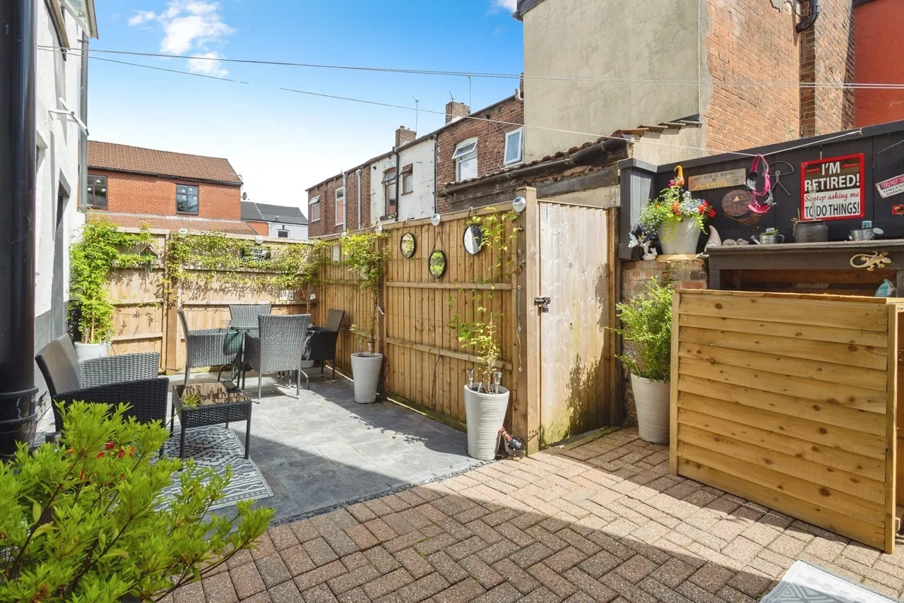 Silas Street, Ashton-under-Lyne, Greater Manchester, OL6, photo 15
