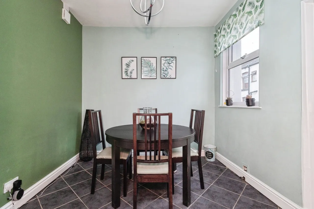 Silas Street, Ashton-under-Lyne, Greater Manchester, OL6, photo 8