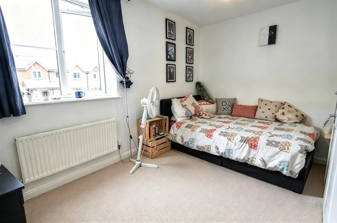 Lewis Crescent, Exeter, photo 4