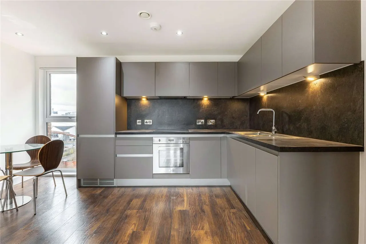 Ordsall Lane, Salford, M5, photo 8