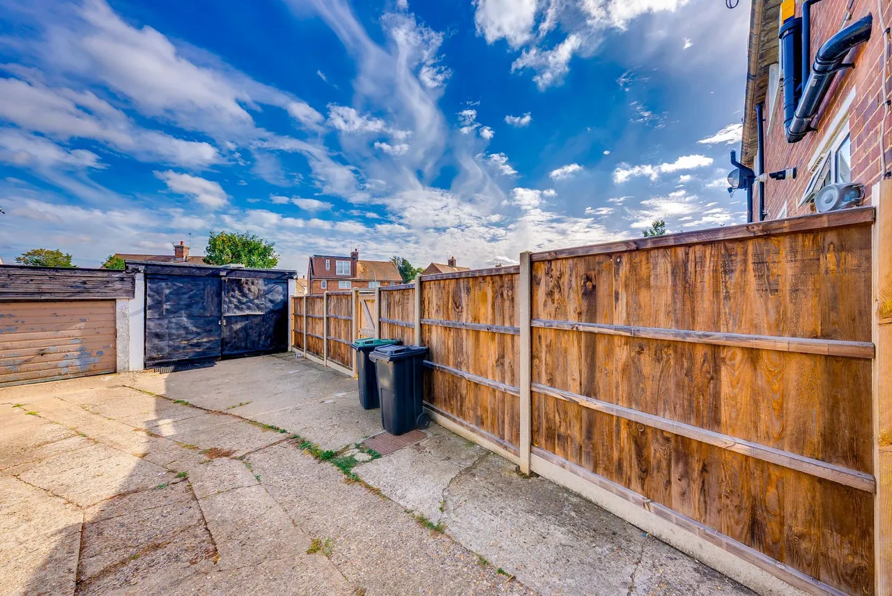 Laburnum Avenue, Swanley, BR8, photo 32