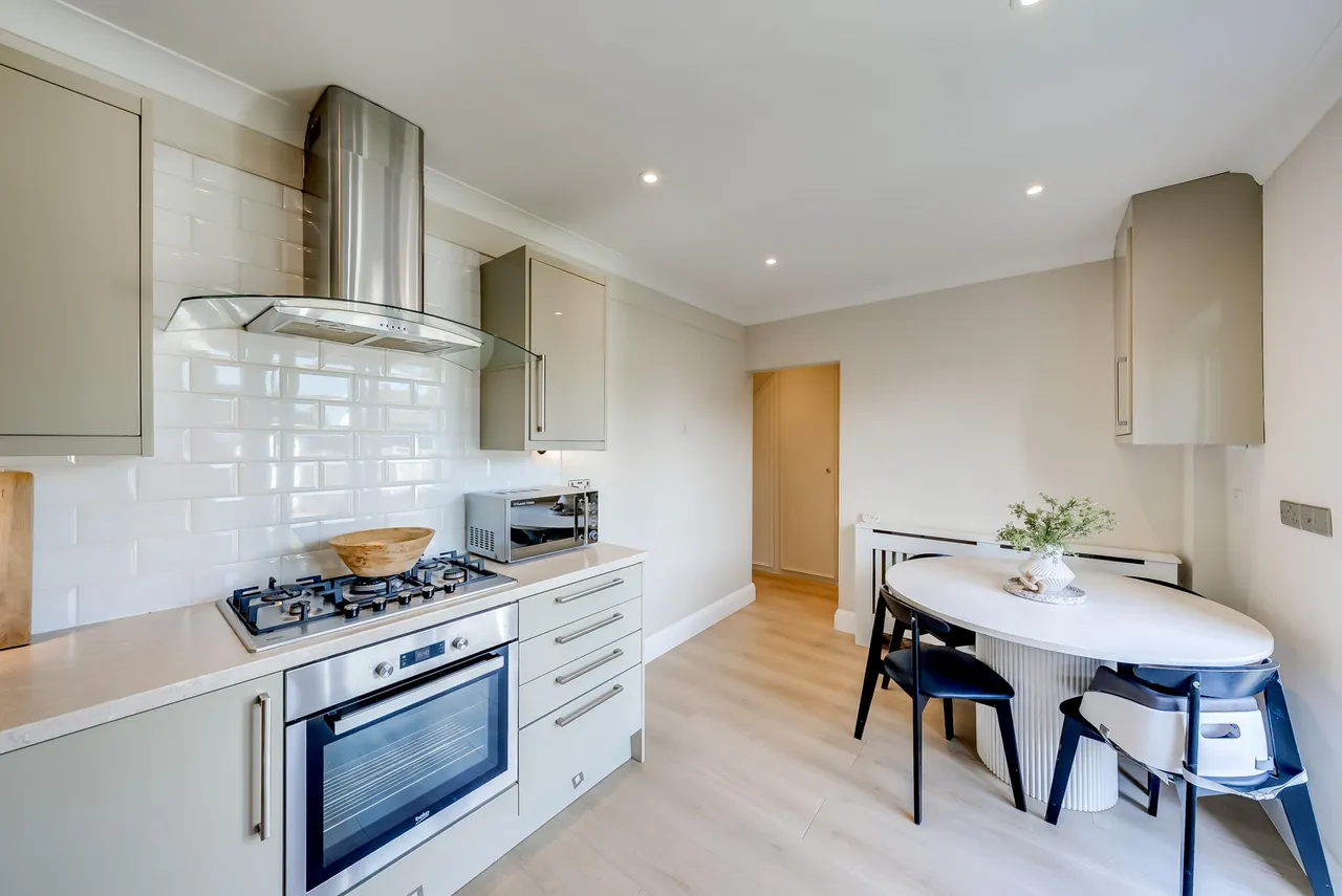 Laburnum Avenue, Swanley, BR8, photo 9