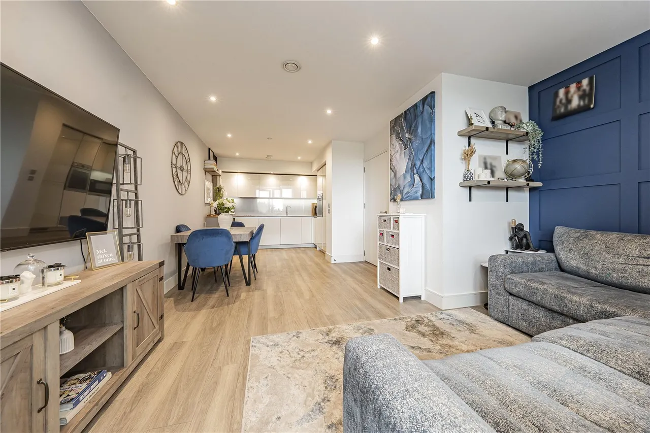Garnet Place, West Drayton, UB7, photo 4