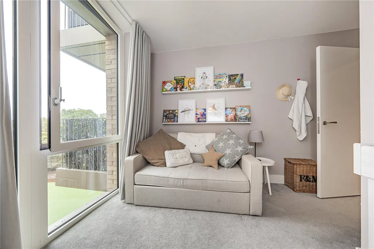 Garnet Place, West Drayton, UB7, photo 10