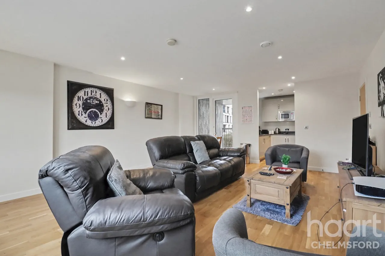 Burgess Springs, Chelmsford, CM1, photo 6