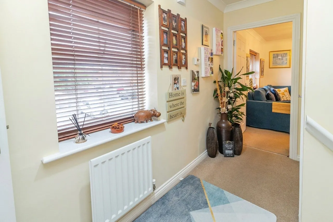 Colossus Way, Bletchley, Milton Keynes, Buckinghamshire, MK3, photo 8