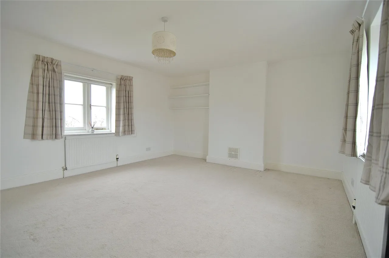 Castle Lane, Moreton Valence, GL2, photo 14