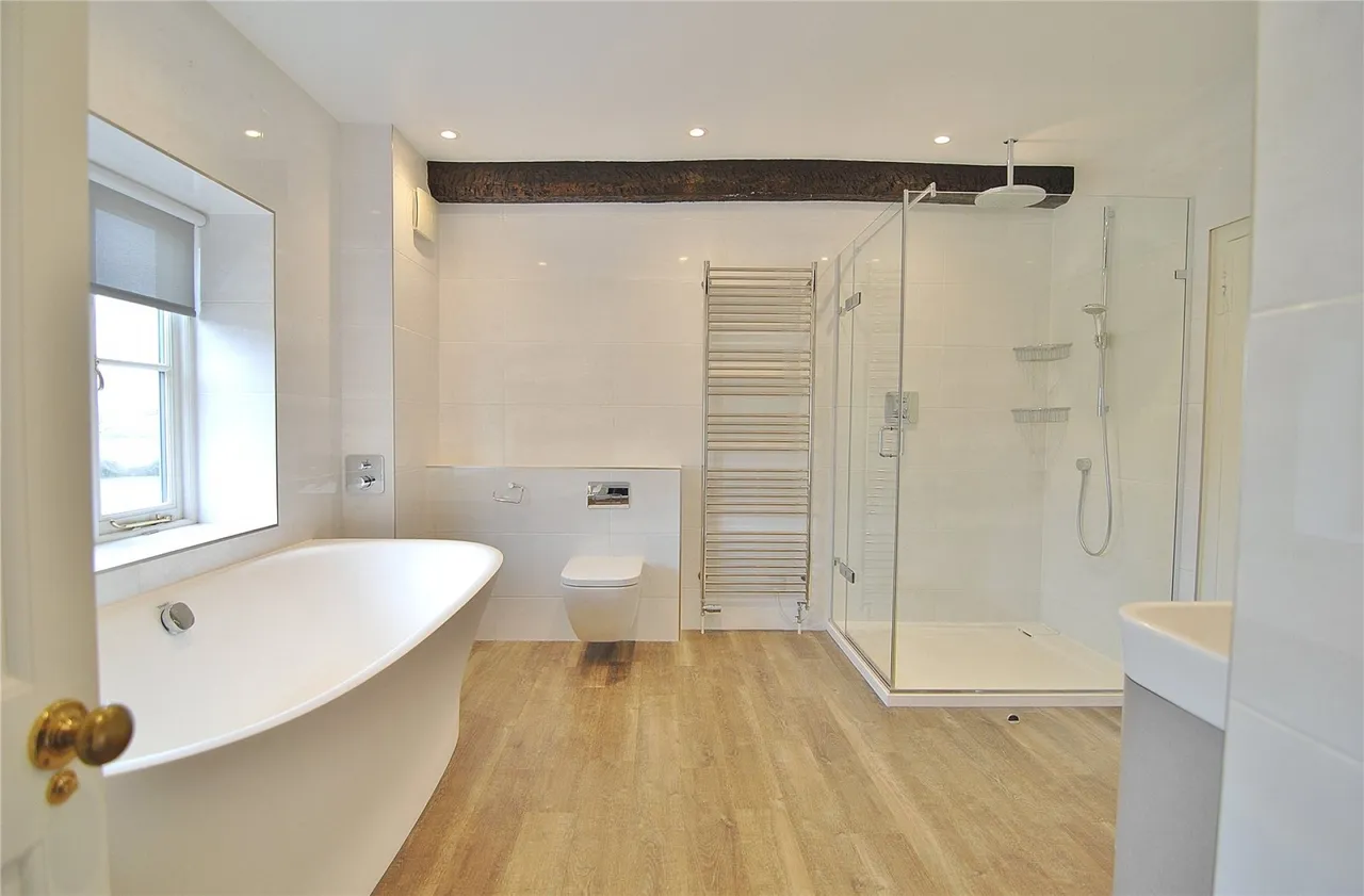 Castle Lane, Moreton Valence, GL2, photo 21