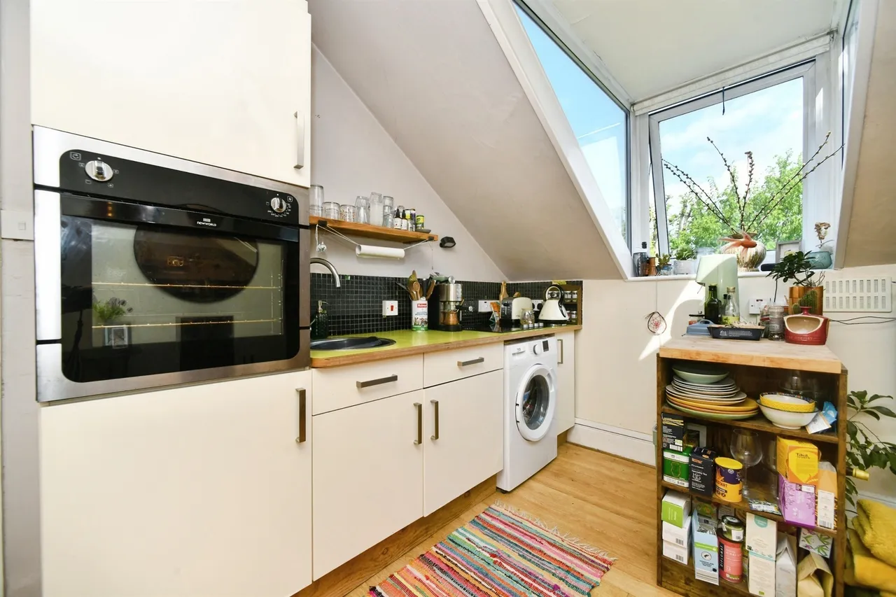 Springfield Road, Brighton, photo 3