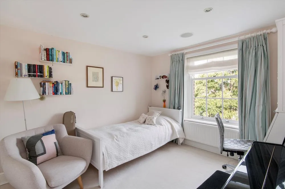 Norland Square, W11, photo 13