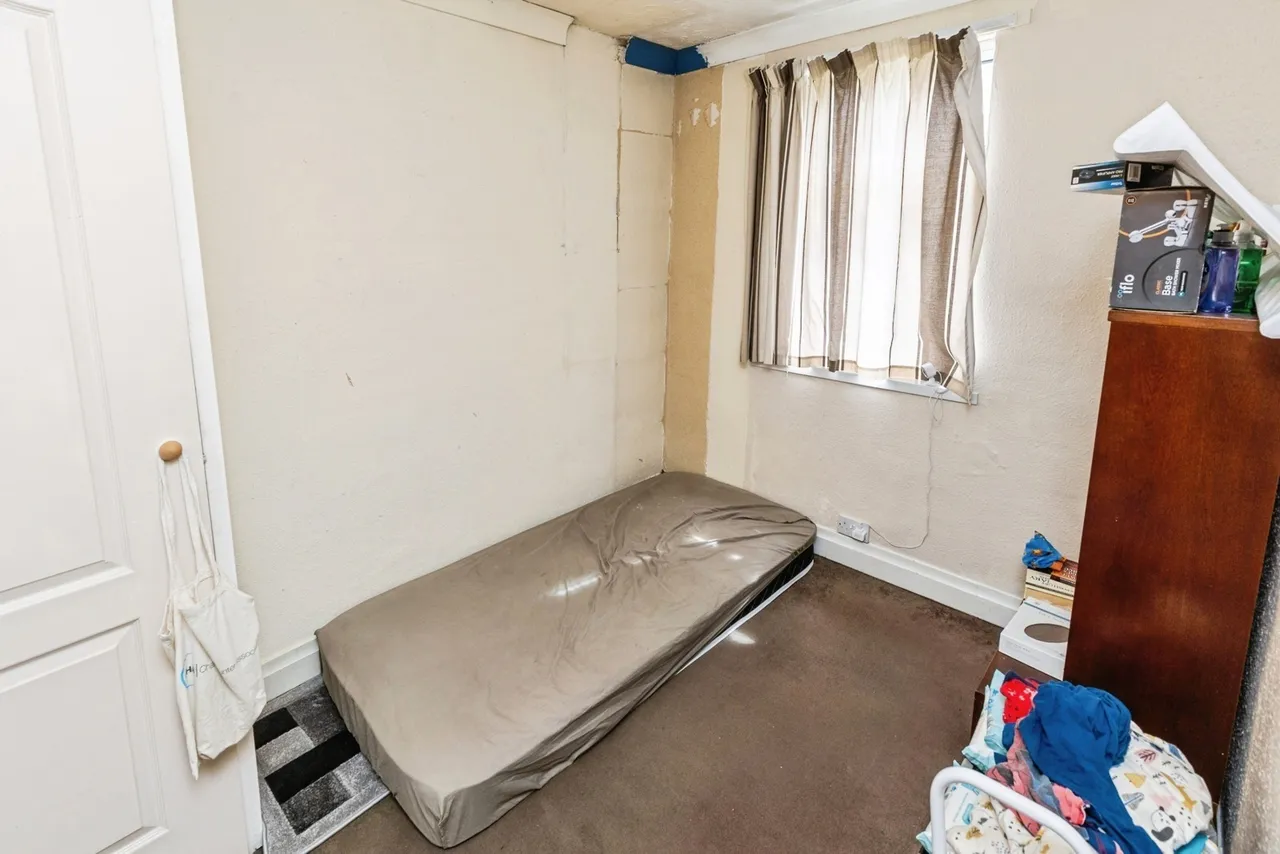 Trevor Street, Wrexham, LL13, photo 12