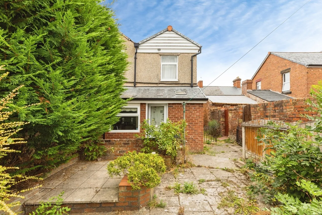 Trevor Street, Wrexham, LL13, photo 15