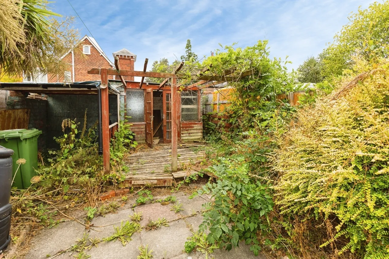 Trevor Street, Wrexham, LL13, photo 16
