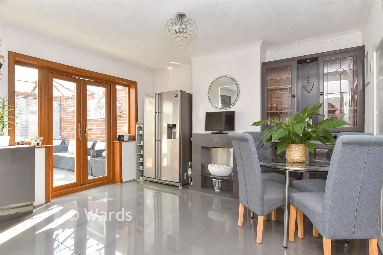 Clarendon Gardens, Dartford, DA2, photo 10