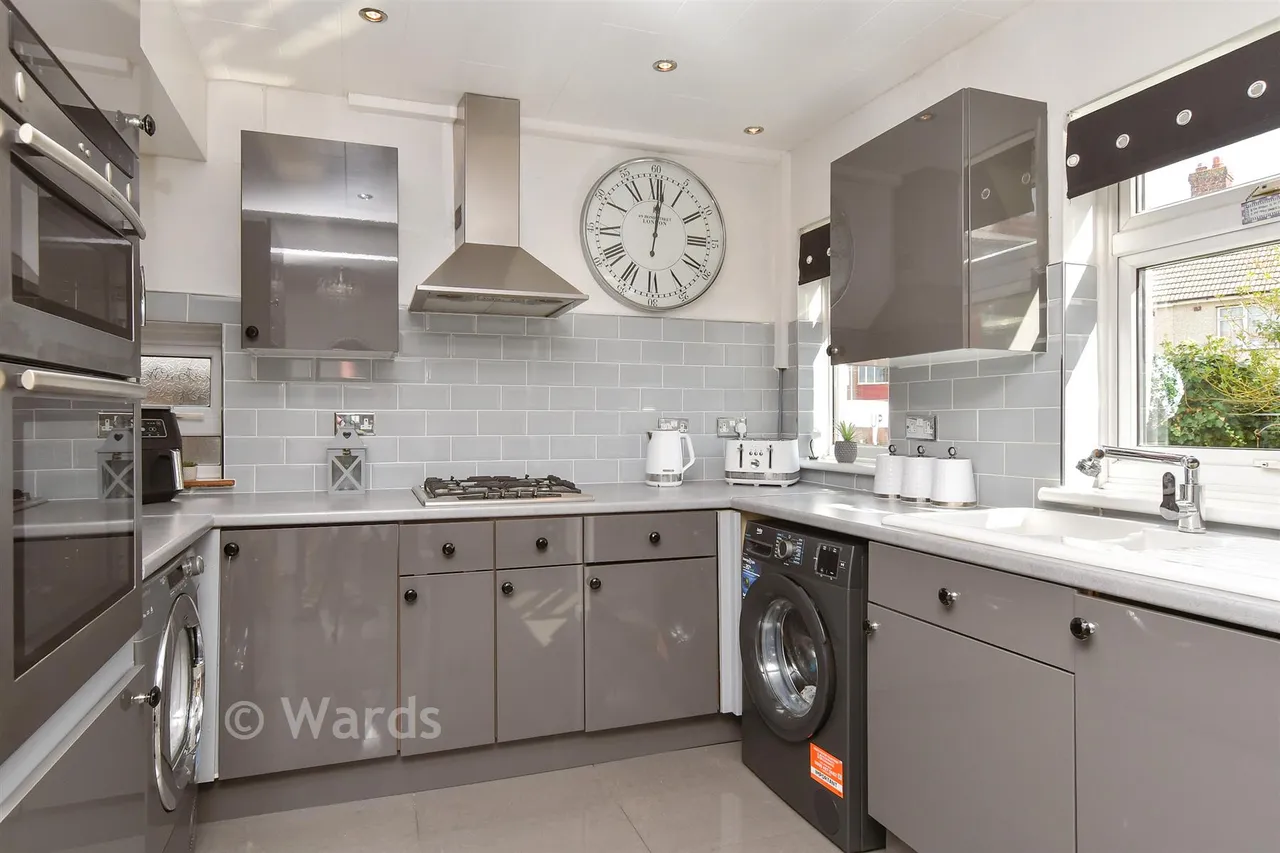 Clarendon Gardens, Dartford, DA2, photo 3