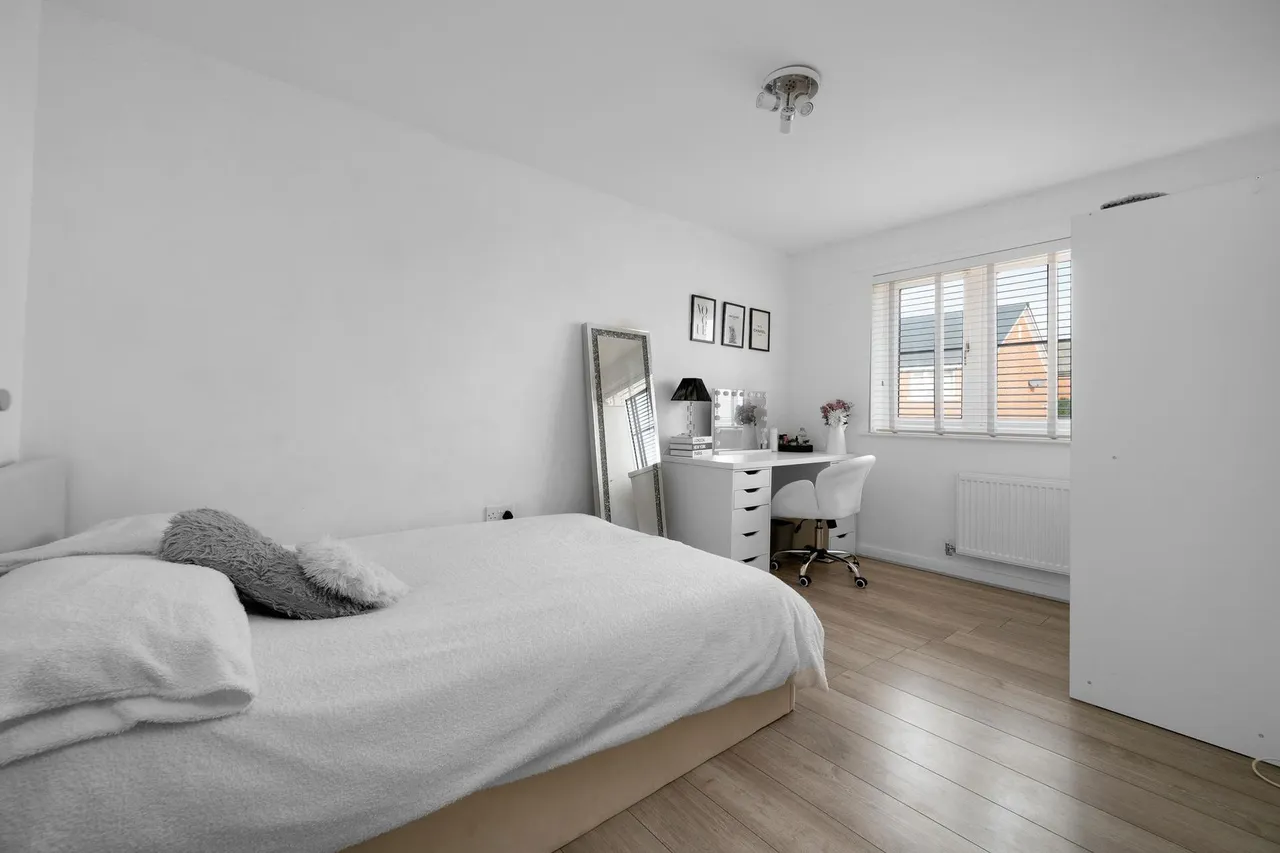 Dovecote Place, Empingham, LE15, photo 6