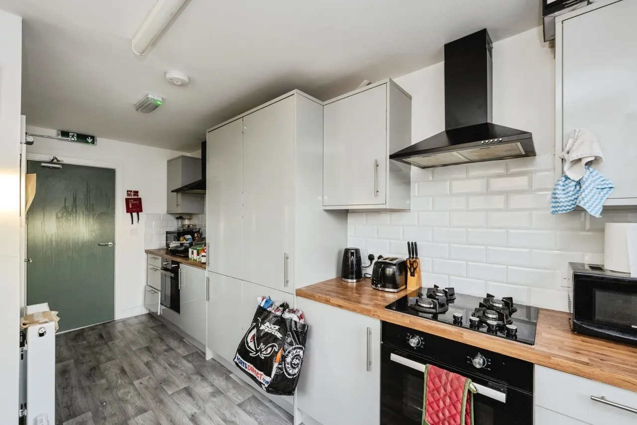 Norfolk Street, Swansea, SA1, photo 9