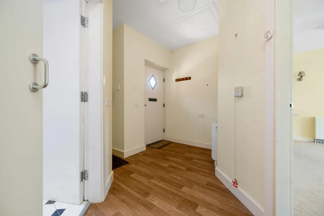 Huntsmans Drive, Oakham, LE15, photo 3