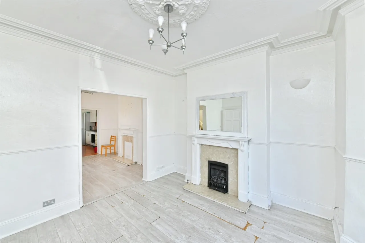 St. Dunstans Terrace, Plymouth, photo 3