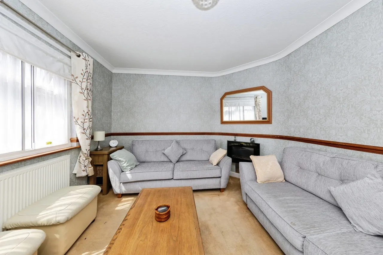 Panteg, Llanelli, SA15, photo 6