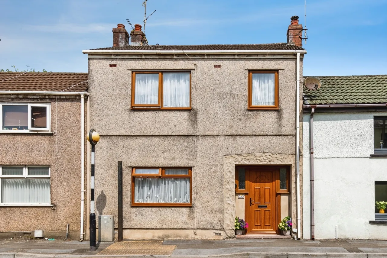2 bed house for sale, Panteg, Llanelli, SA15