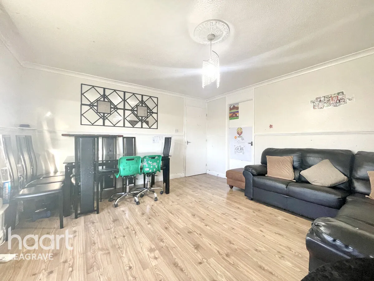 Denham Close, Luton, LU3, photo 2