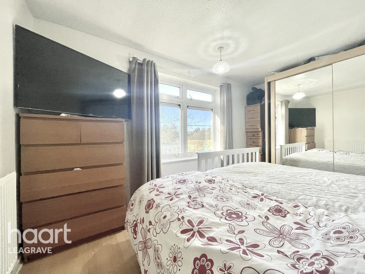 Denham Close, Luton, LU3, photo 9