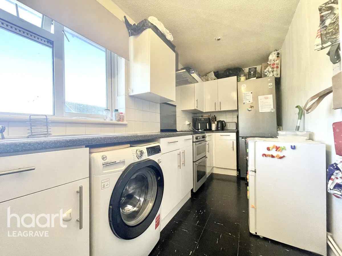Denham Close, Luton, LU3, photo 8