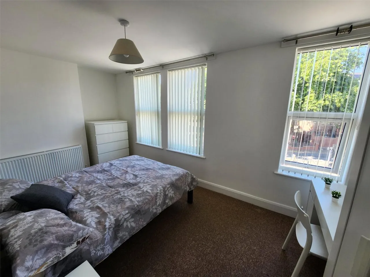 property to rent, Colwick Road, Nottingham, NG2